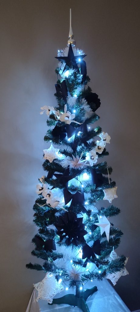 christmas tree glow
